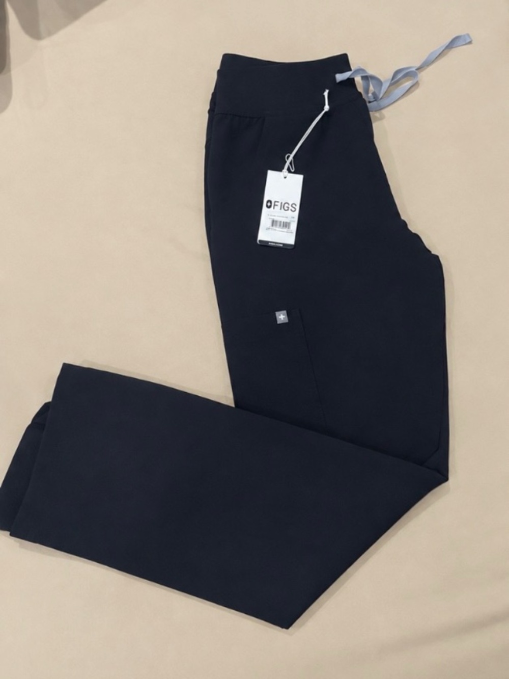 NWT BLACK FIGS SMALL